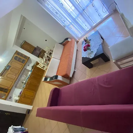 아파트 Apartamnts Lungomare