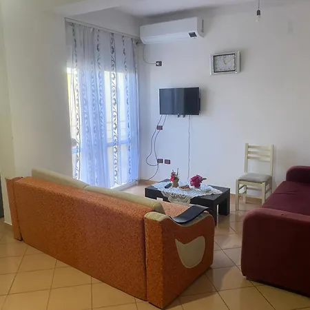Apartamnts Lungomare * Vlorë